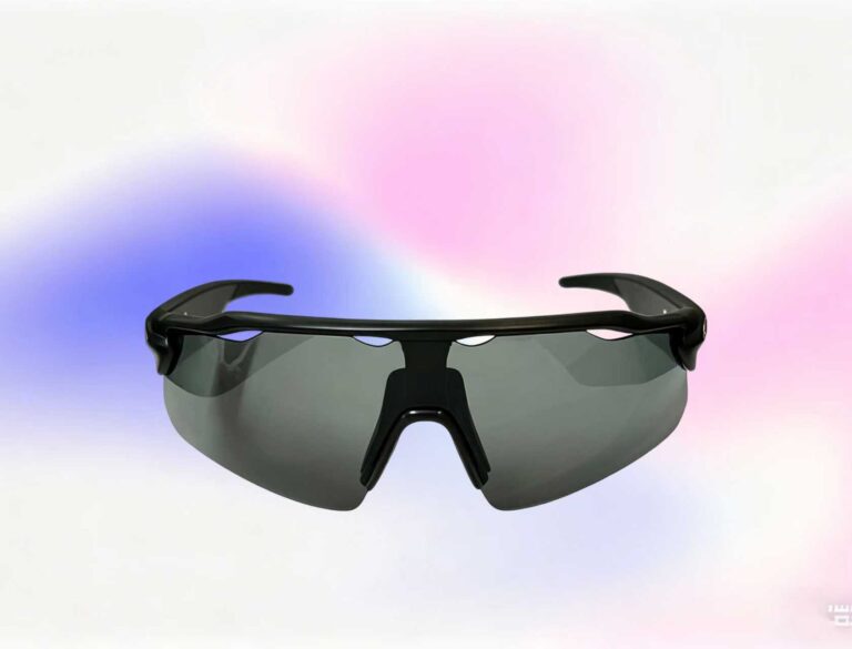 Wraparound sports smart glasses for cycling